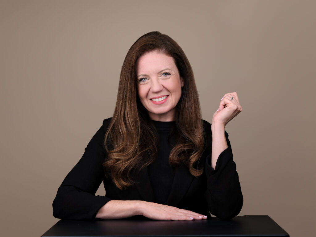 Espisito Julie 895–0137 Original Retouched