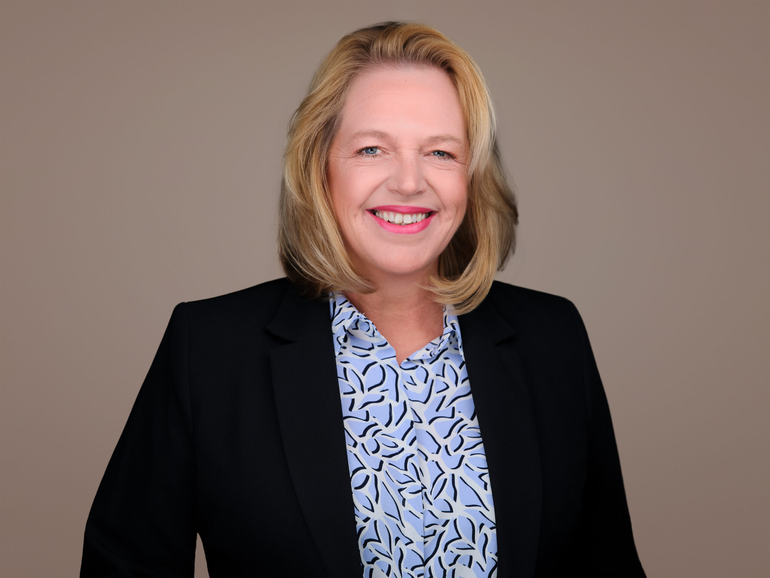 Hasl Claire 000–0027 Original Retouched