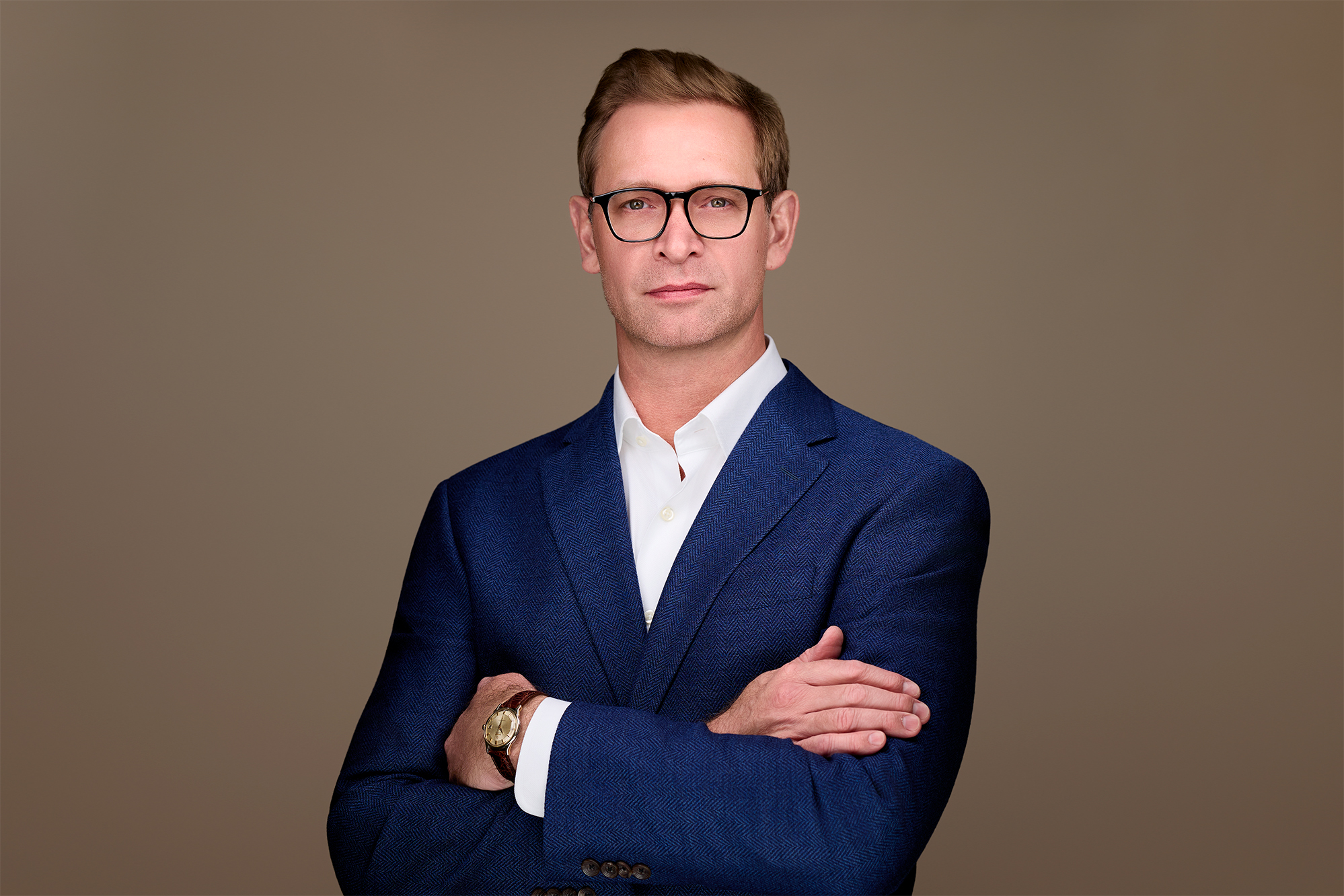 King Anthony 132–0036 Original Retouched