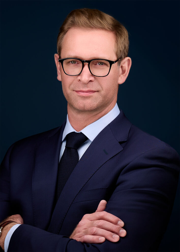 King Anthony 132–0129 Half Body Retouched