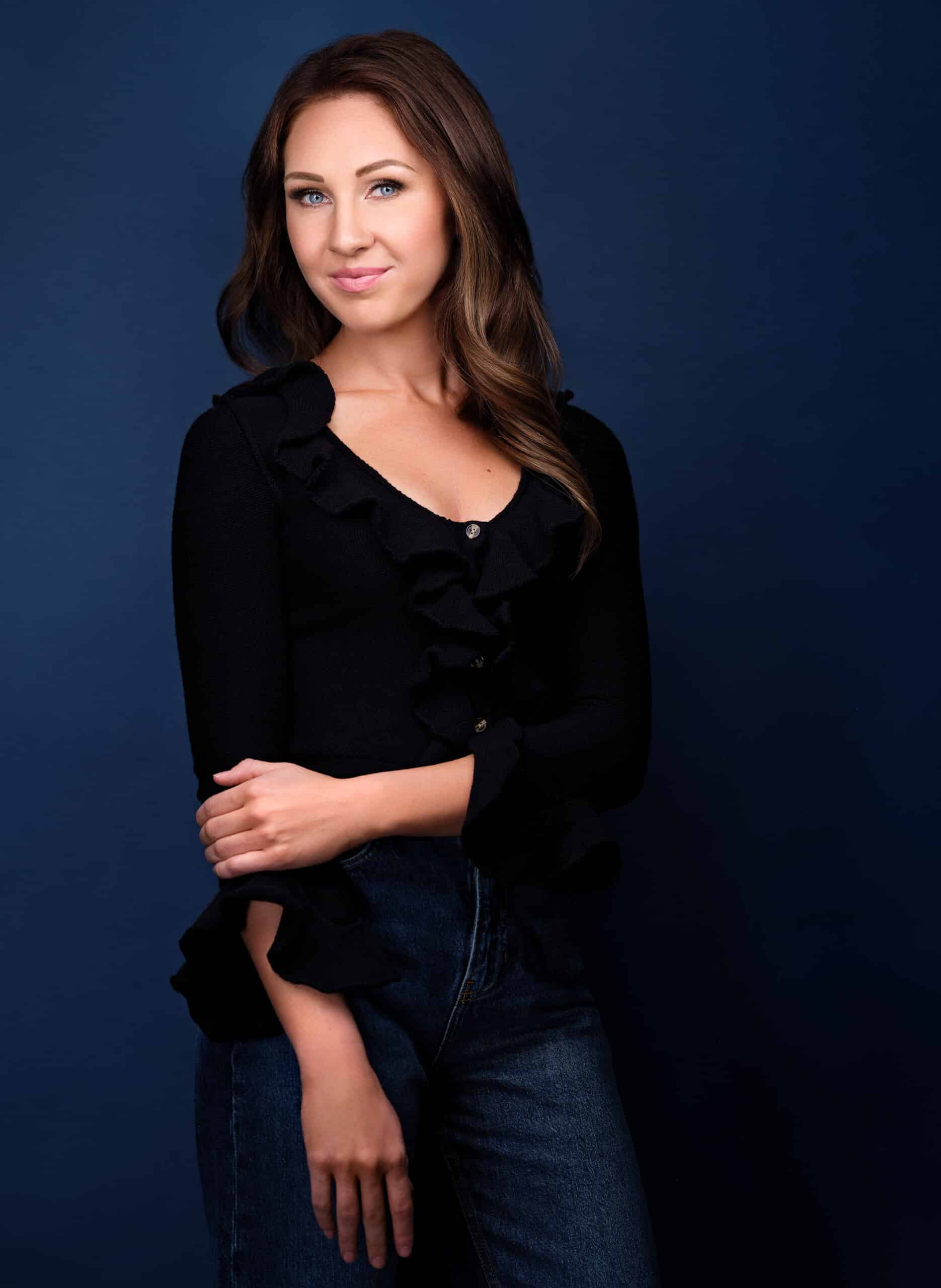 Marias Mackenzie 874 032 Social Media Hst Retouched