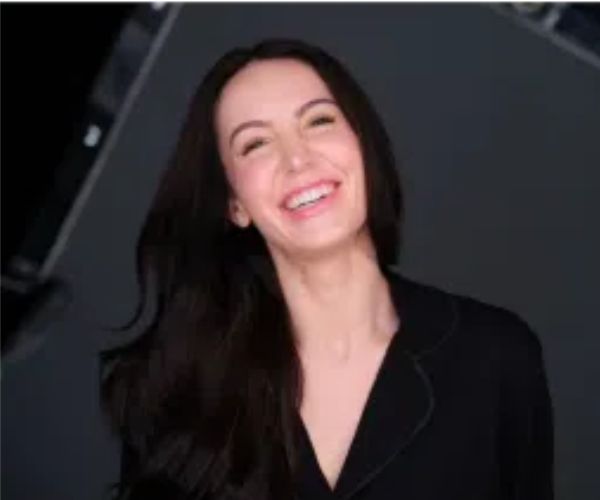 Candid Headshot Photographer